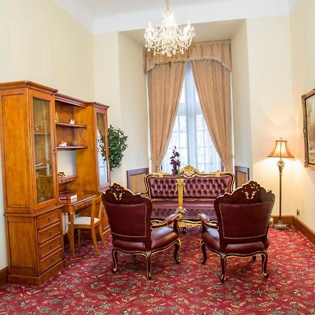 Chateau Zbiroh Ngoại thất bức ảnh