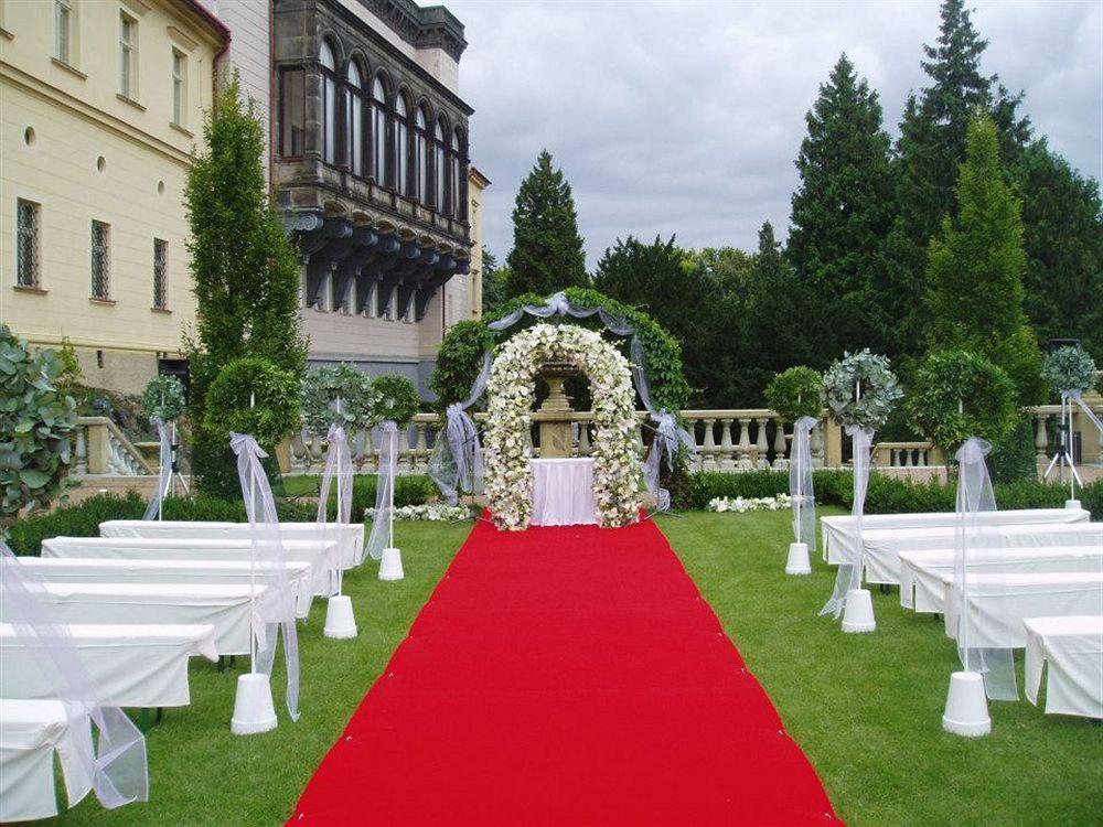 Chateau Zbiroh Ngoại thất bức ảnh